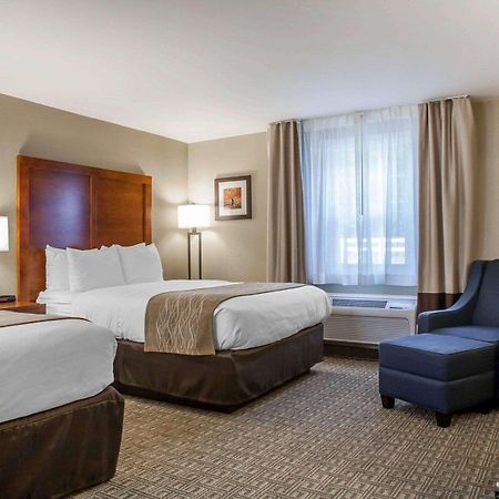 Comfort Inn & Suites Sturbridge-Brimfield Dış mekan fotoğraf