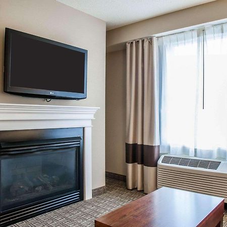 Comfort Inn & Suites Sturbridge-Brimfield Dış mekan fotoğraf