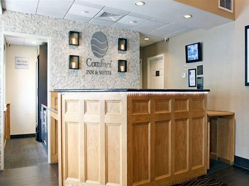 Comfort Inn & Suites Sturbridge-Brimfield Dış mekan fotoğraf