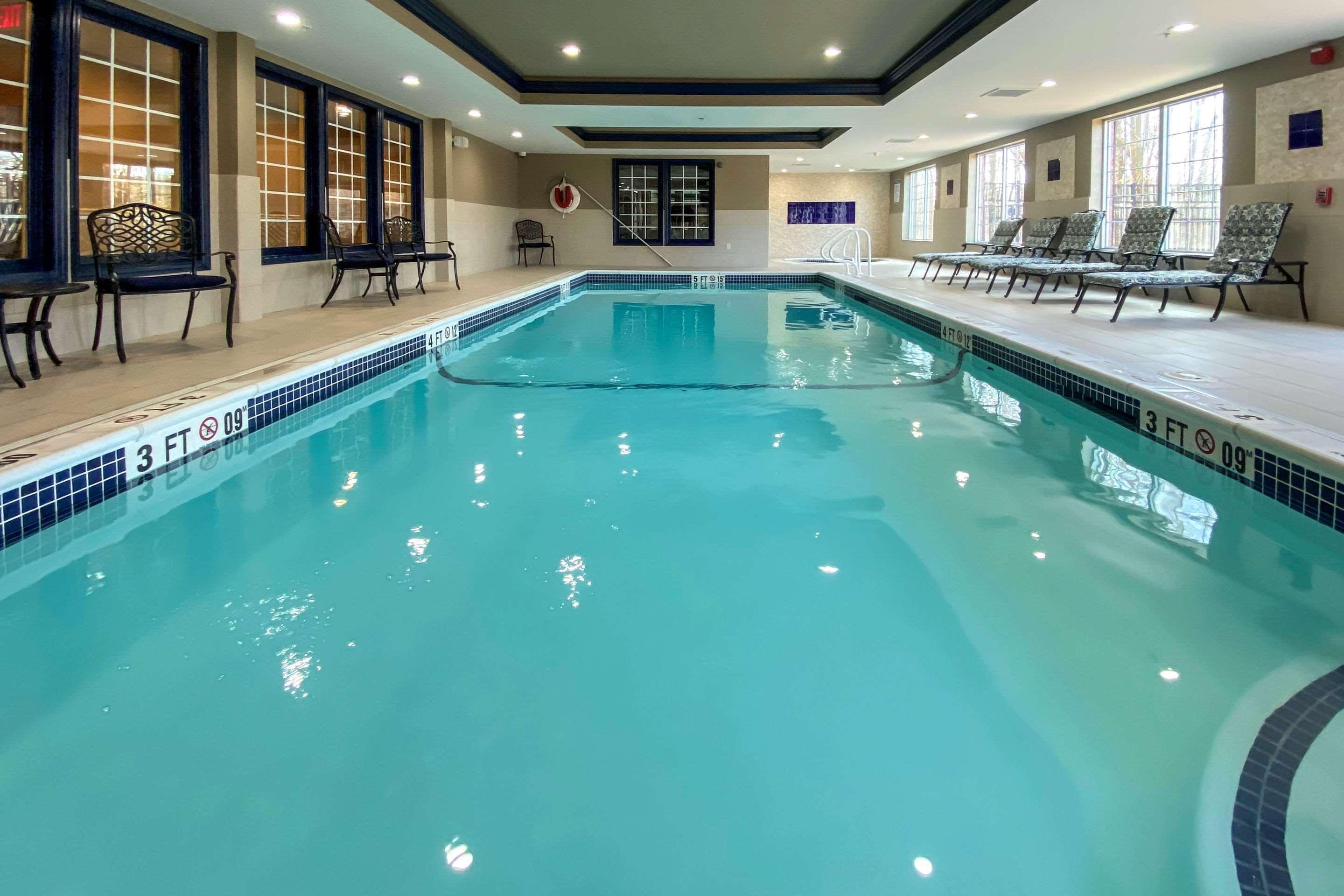 Comfort Inn & Suites Sturbridge-Brimfield Dış mekan fotoğraf