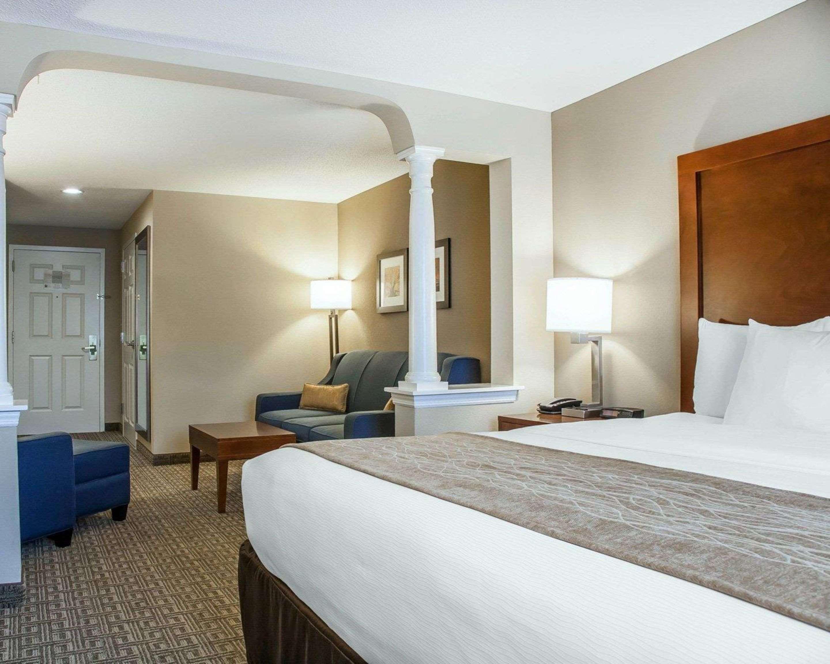 Comfort Inn & Suites Sturbridge-Brimfield Dış mekan fotoğraf